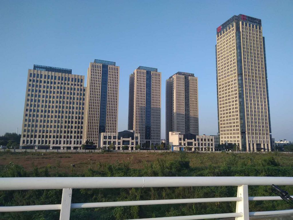 ������ڳǣ�������ҵ��˾��